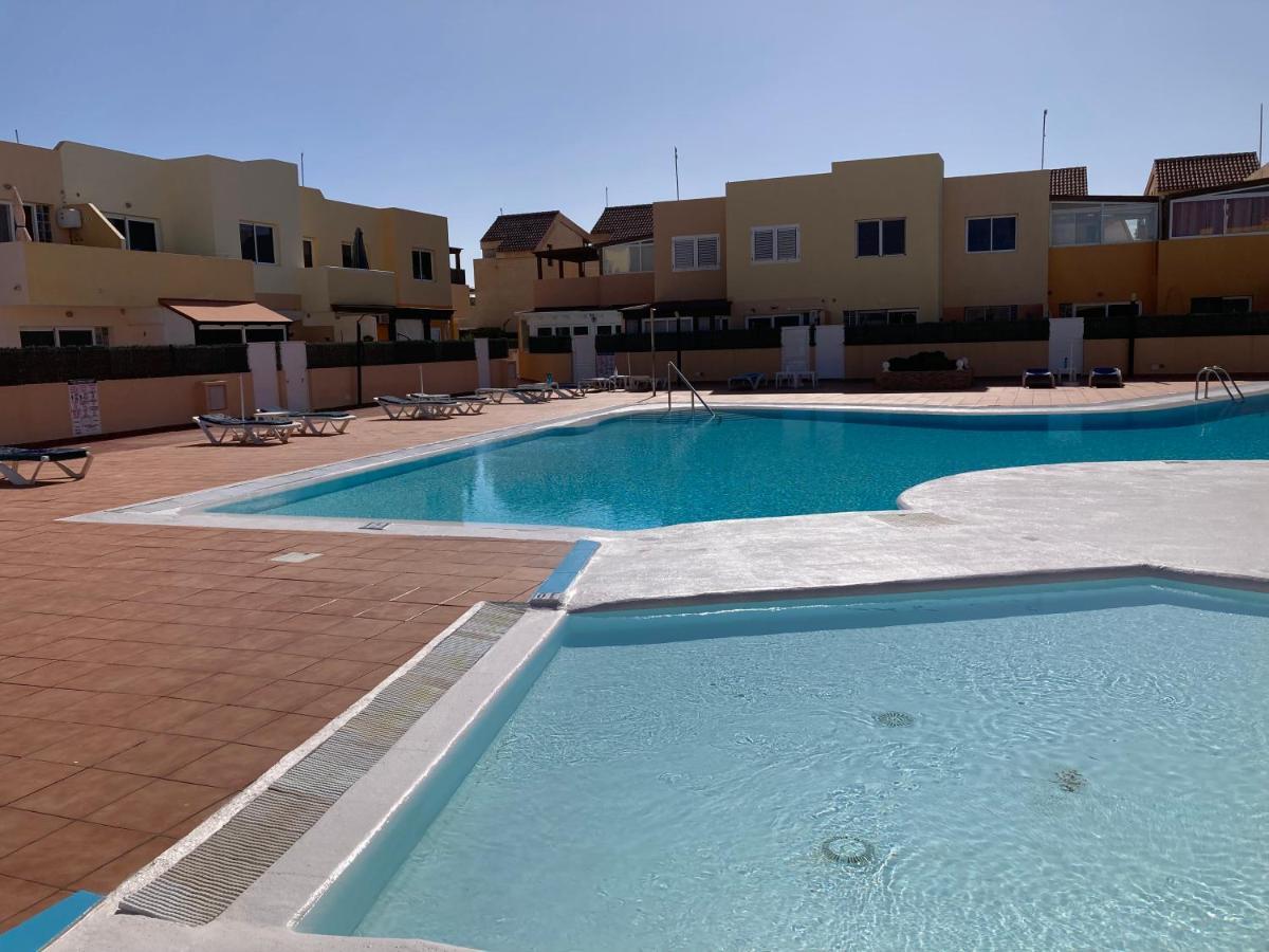 2 Bedroom Pool Apartment Close To Beach Rocky Point Corralejo Eksteriør bilde
